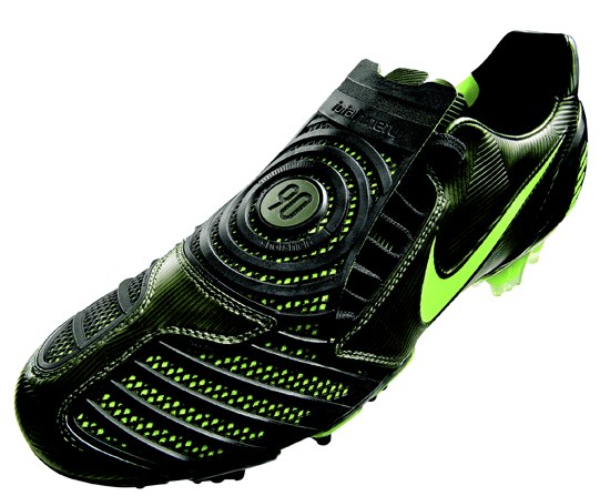 http://cfs13.blog.daum.net/image/2/blog/2008/04/07/09/15/47f967a0ba93c&filename=nike-total-90-laser-ii-2-football-boots.jpg