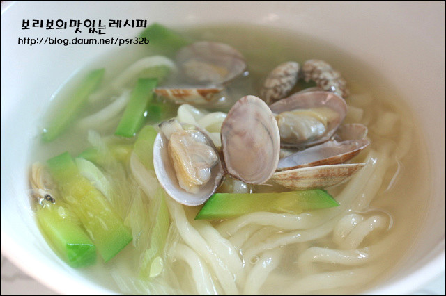 엄마바지락칼국수 이미지